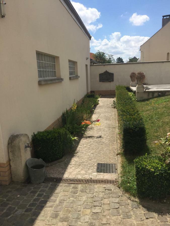 Rue De La Gare Villa Prouzel Bagian luar foto